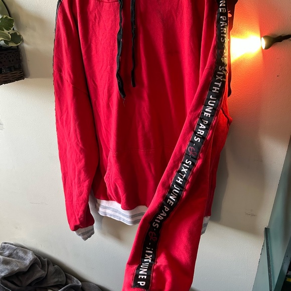 Red Hoodie - Picture 5 of 6